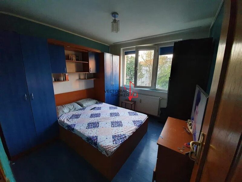 Titan Piata Minis Apartament 3 camere decomandat